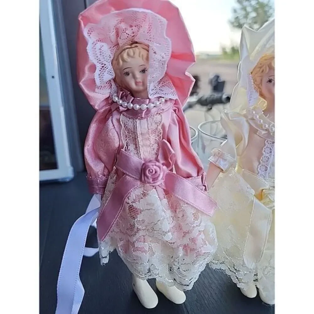 VICTORIAN PORCELAIN DOLL Ivory‎ Dress Smithsonian Christmas Tree Ornament Sealed
